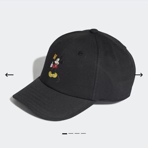NWT DISNEY MICKEY BASEBALL CAP